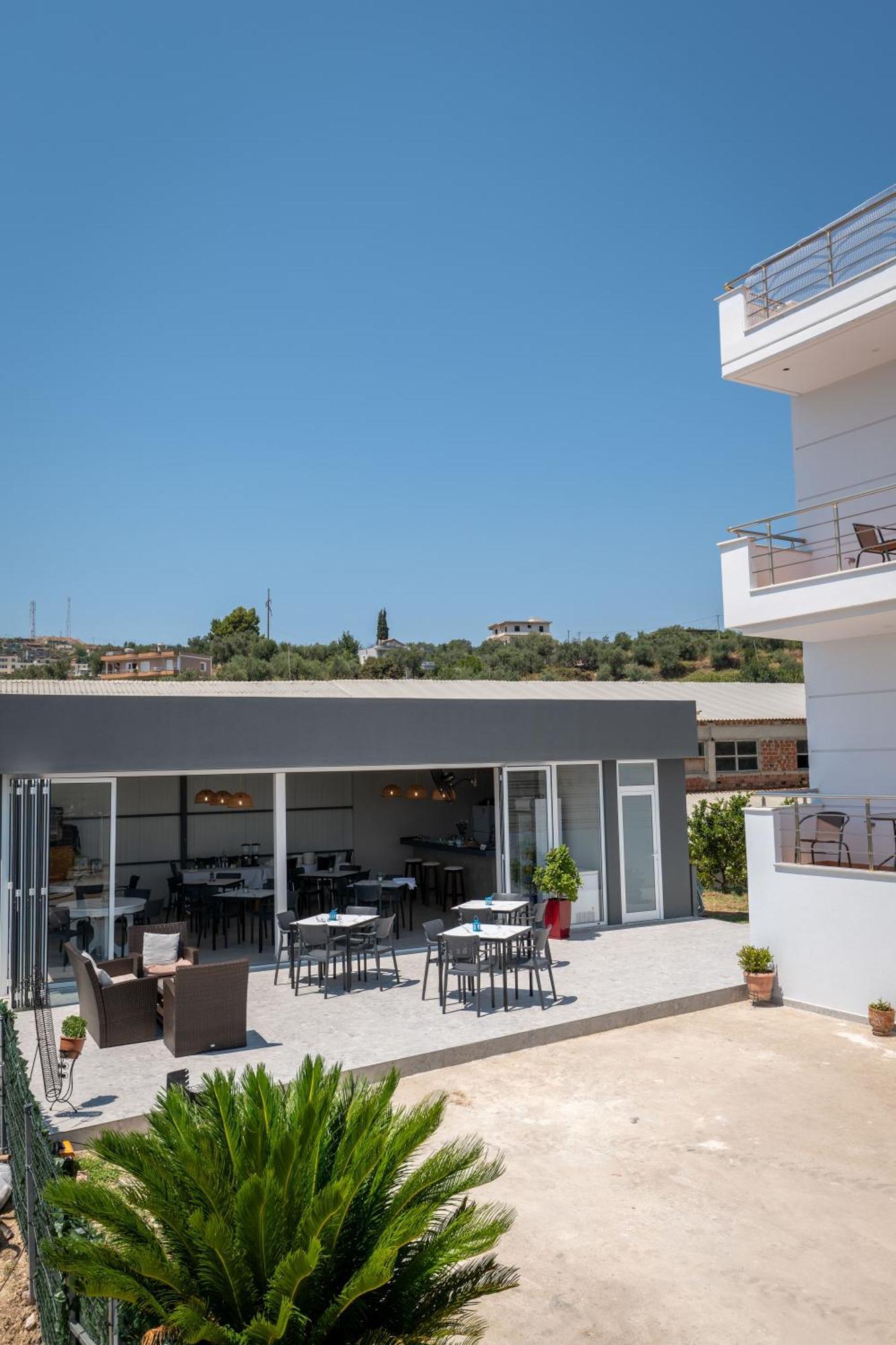 Villa Serenity Саранде Екстериор снимка
