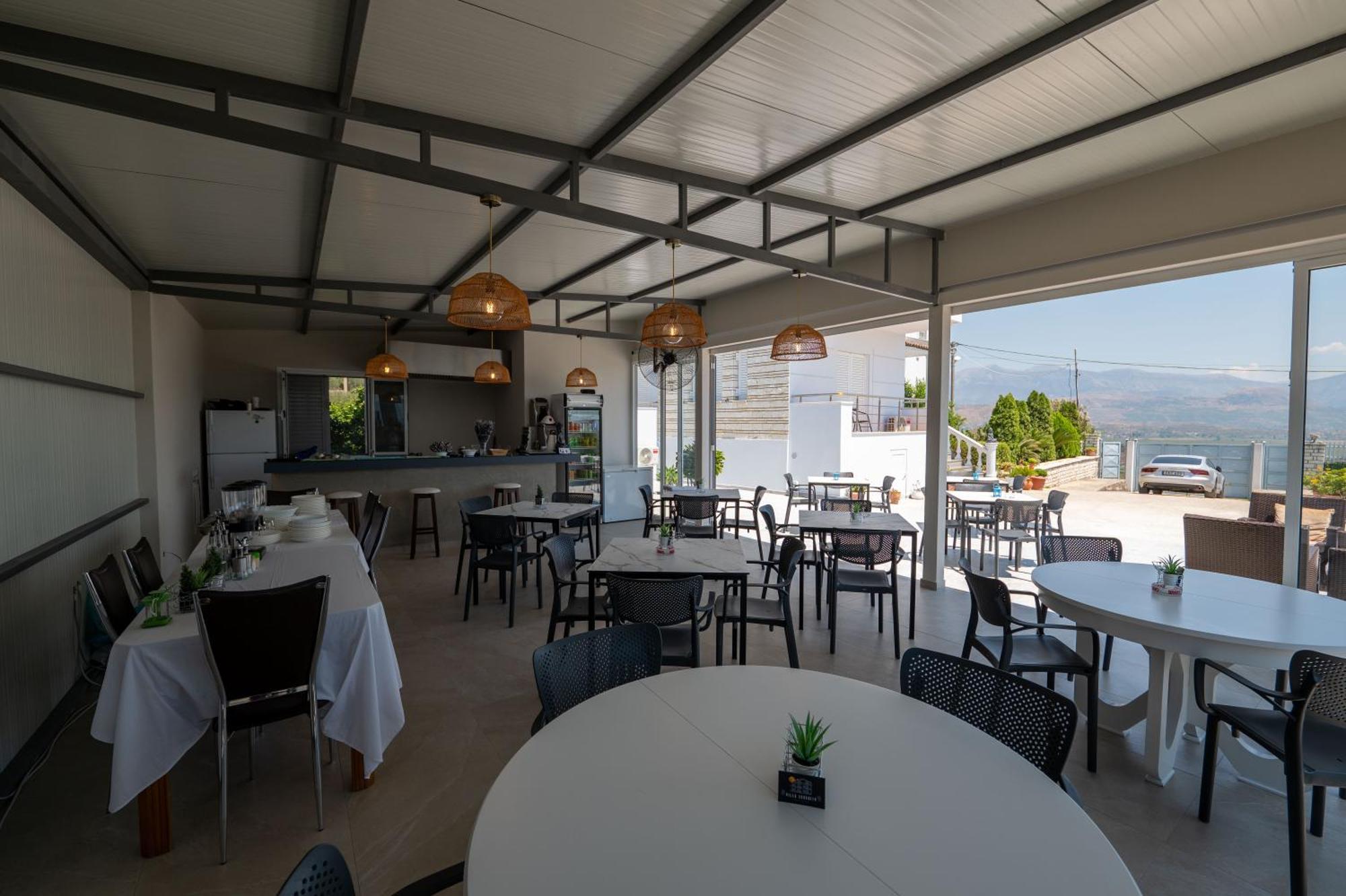 Villa Serenity Саранде Екстериор снимка