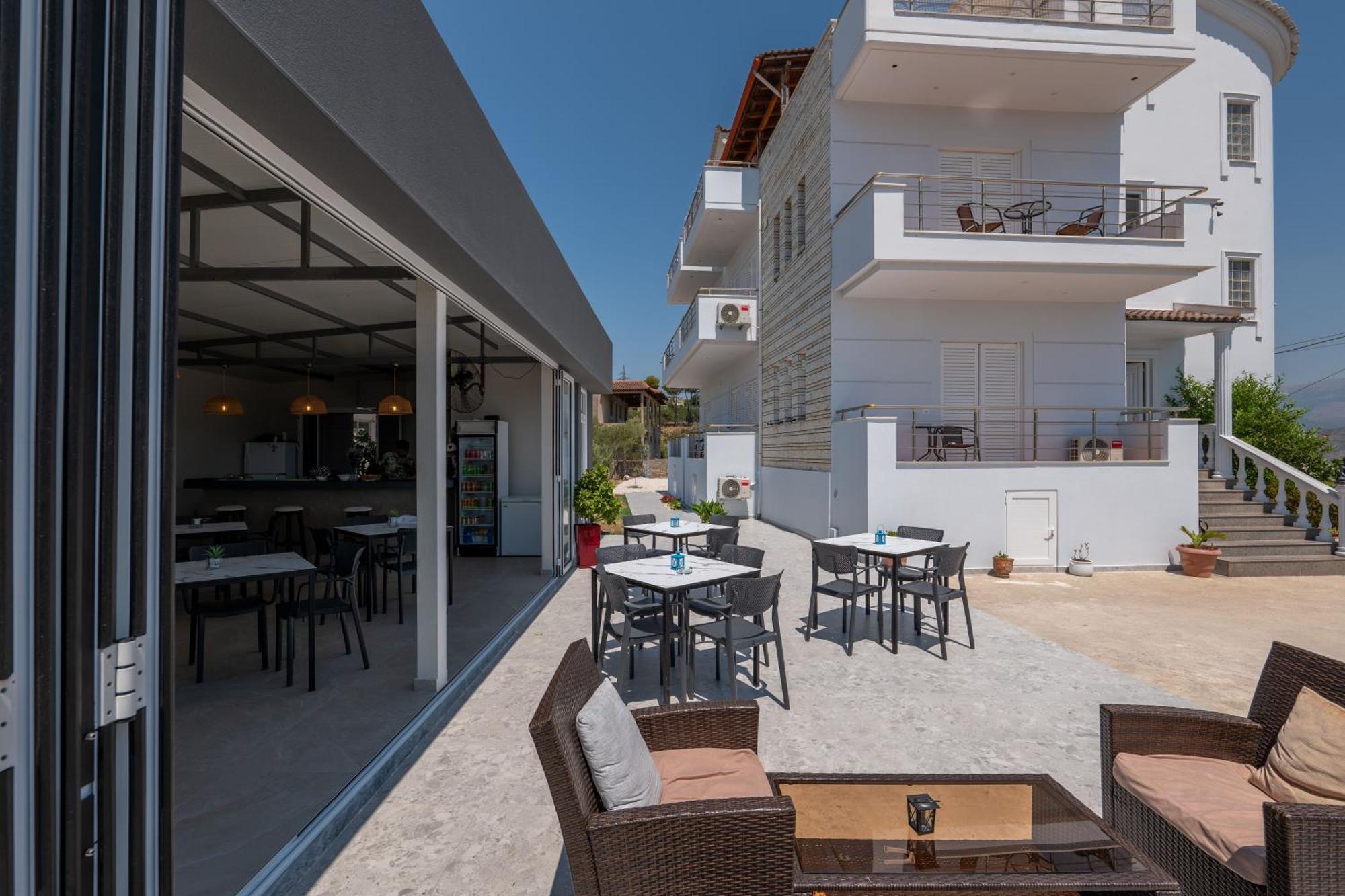 Villa Serenity Саранде Екстериор снимка