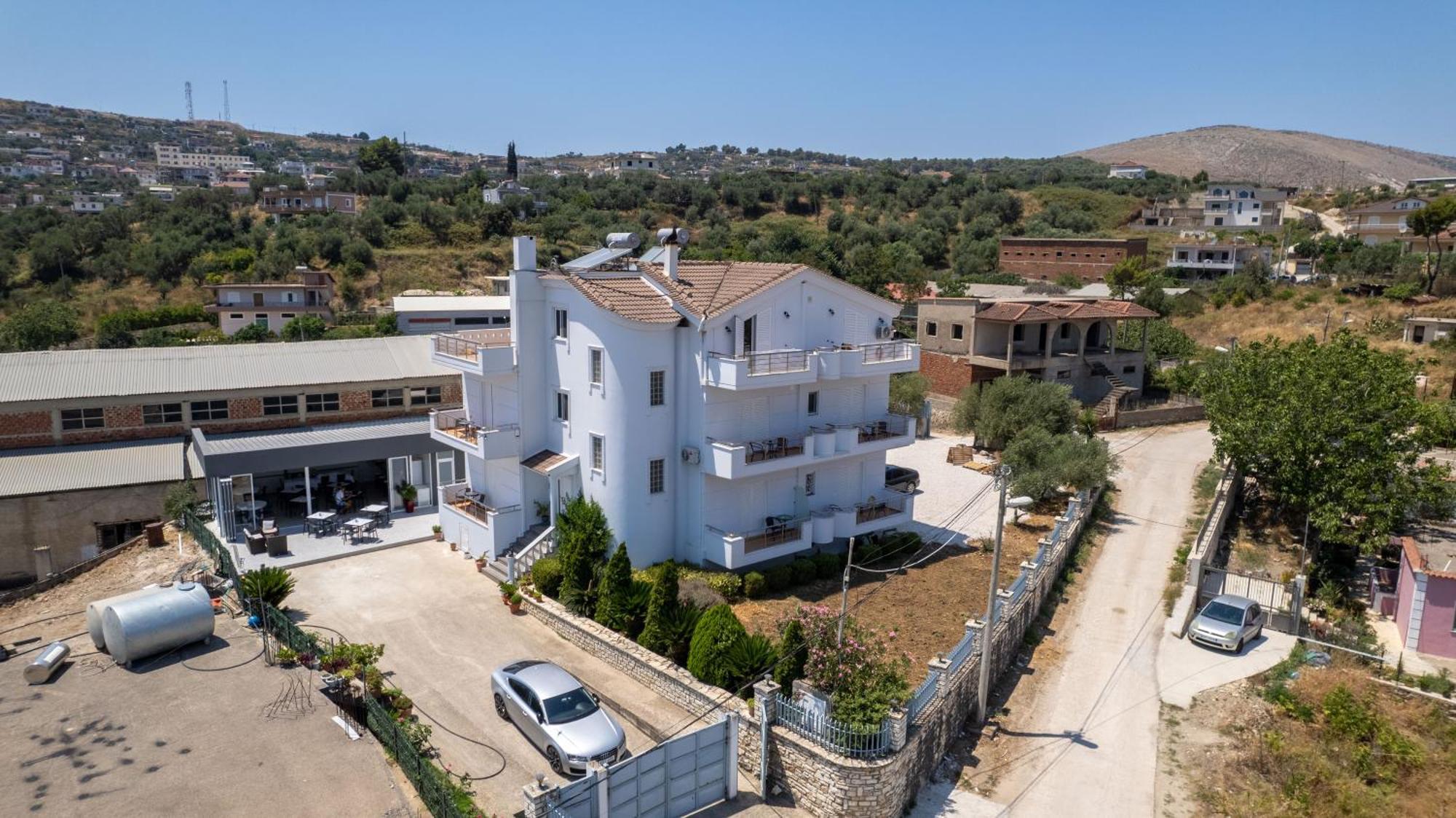 Villa Serenity Саранде Екстериор снимка
